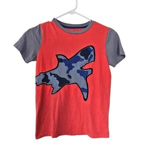 Mini Boden Kids Red Gray Short Sleev3 Tee Camo Shark Size 9-10y 140 Cm